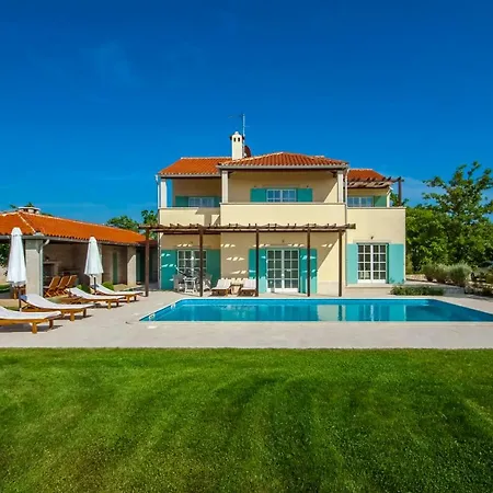 Villa Marija *